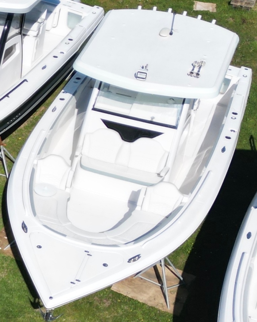 Slide: The Image of Dealer Demo Power Power Boat for sale 2022 STAMAS AVENTURA 33T - STAMAS AVENTURA 33T - 5322633