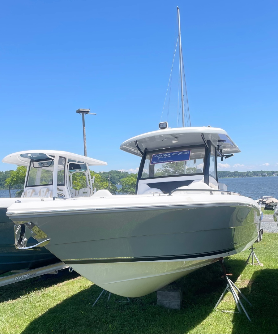 Slide: The Image of Dealer Demo Power Power Boat for sale 2022 Stamas Aventura 33T - STAMAS 33 - 5019736