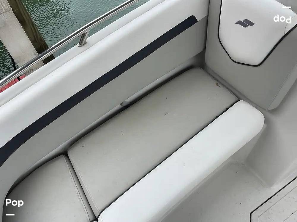 Slide: The Image of Passenger Seating With Storage - 15032292