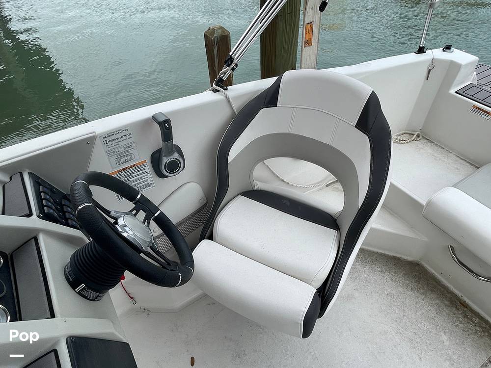 Slide: The Image of Captains Seat - 15030515