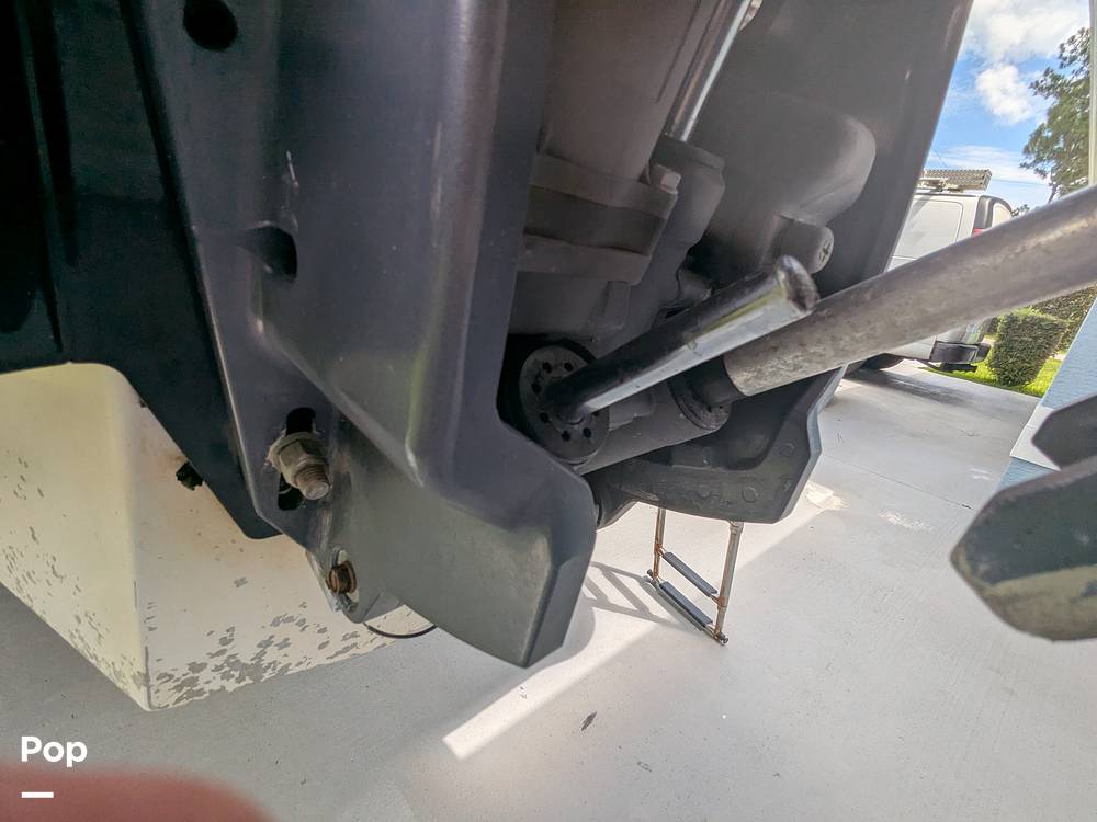 Slide: The Image of Engine Travel Stick - 15650779