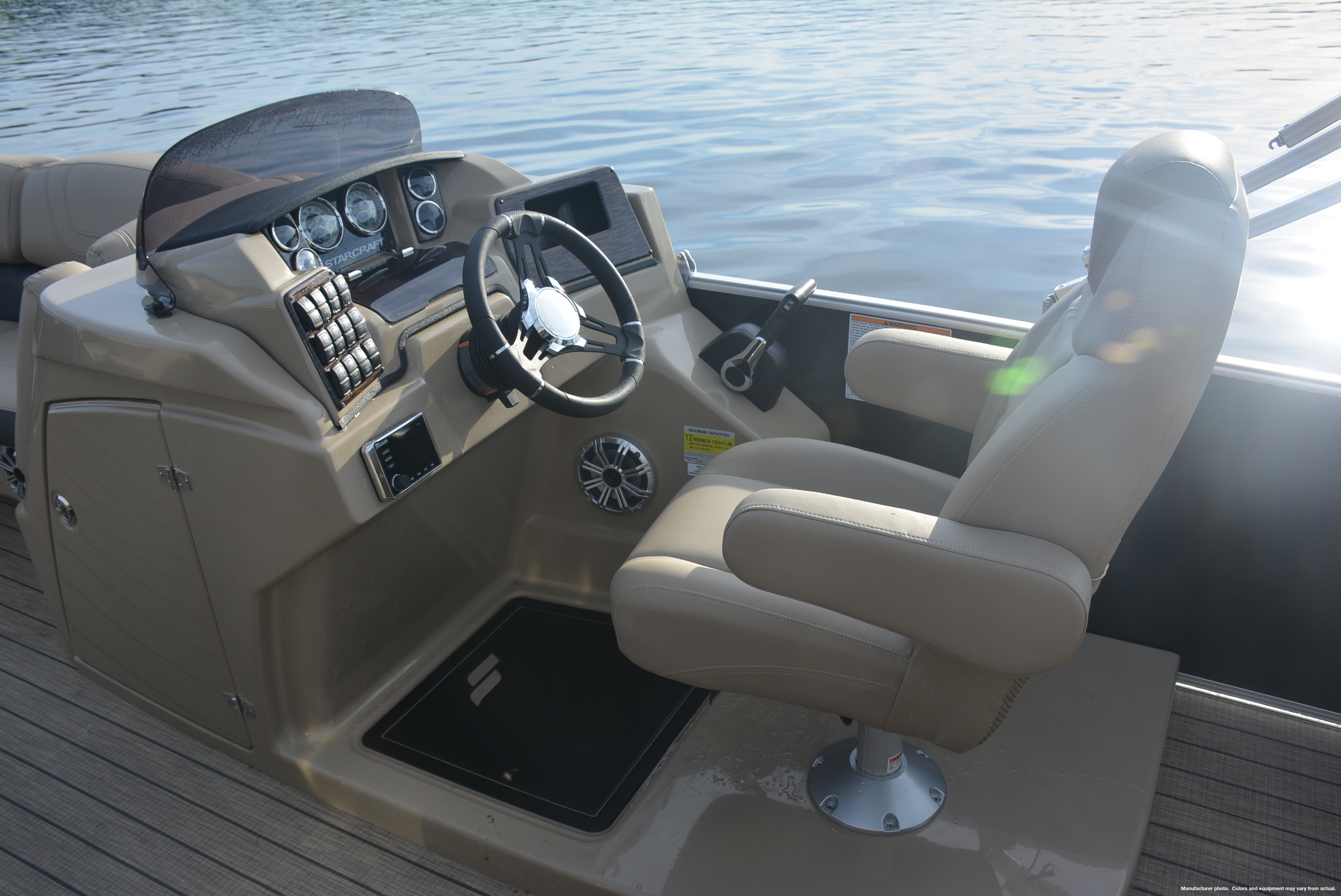 Slide: The Image of Starcraft CX 23 DL TT 2025 - 4