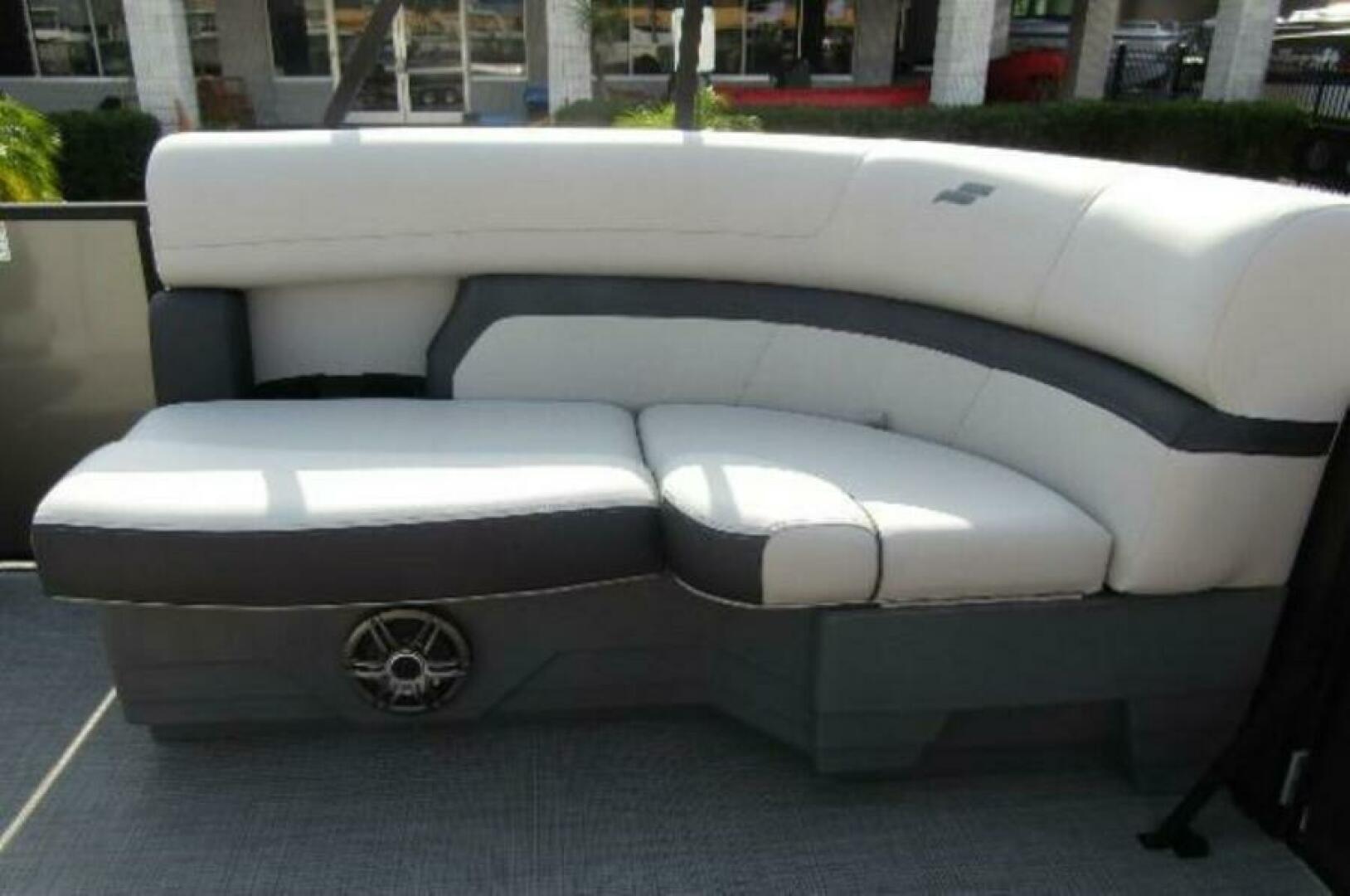 Slide: The Image of Starcraft EXS 1 2023 - 5175398