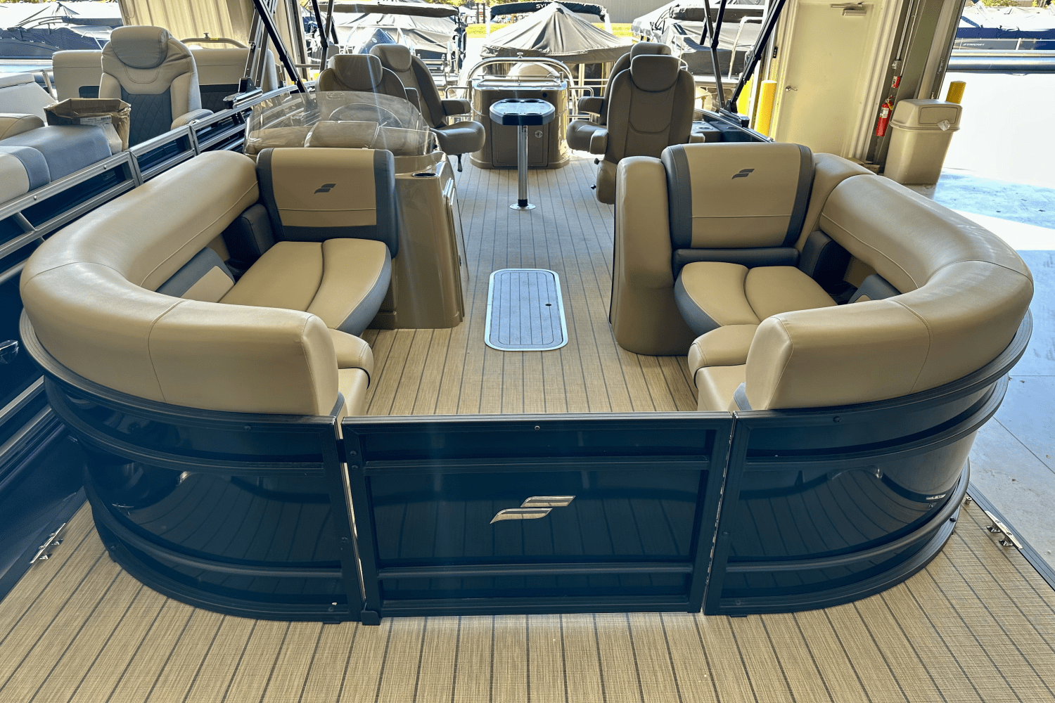 Slide: The Image of Starcraft EXS3HB4TT 2024 - 6