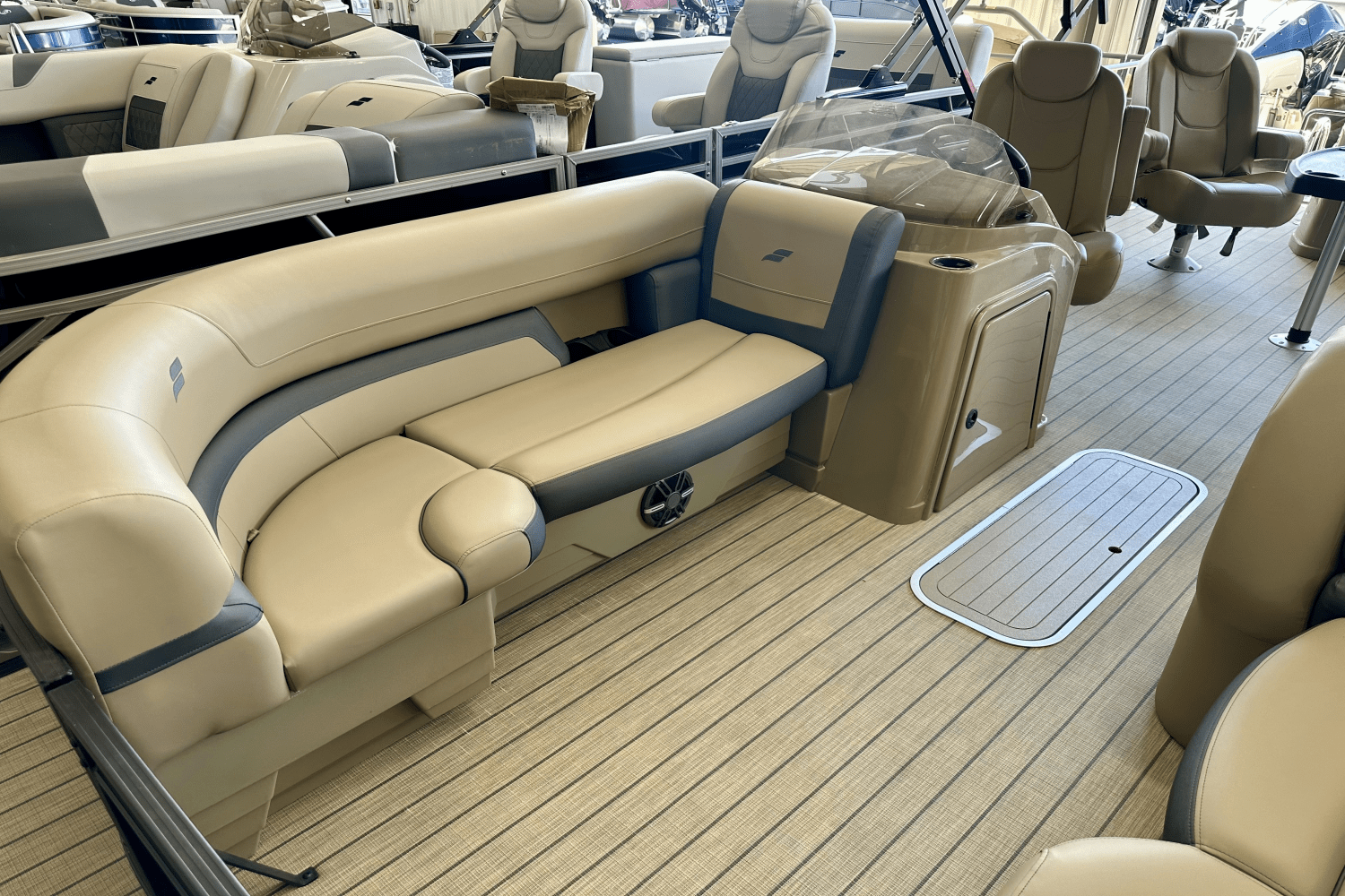 Slide: The Image of Starcraft EXS3HB4TT 2024 - 7