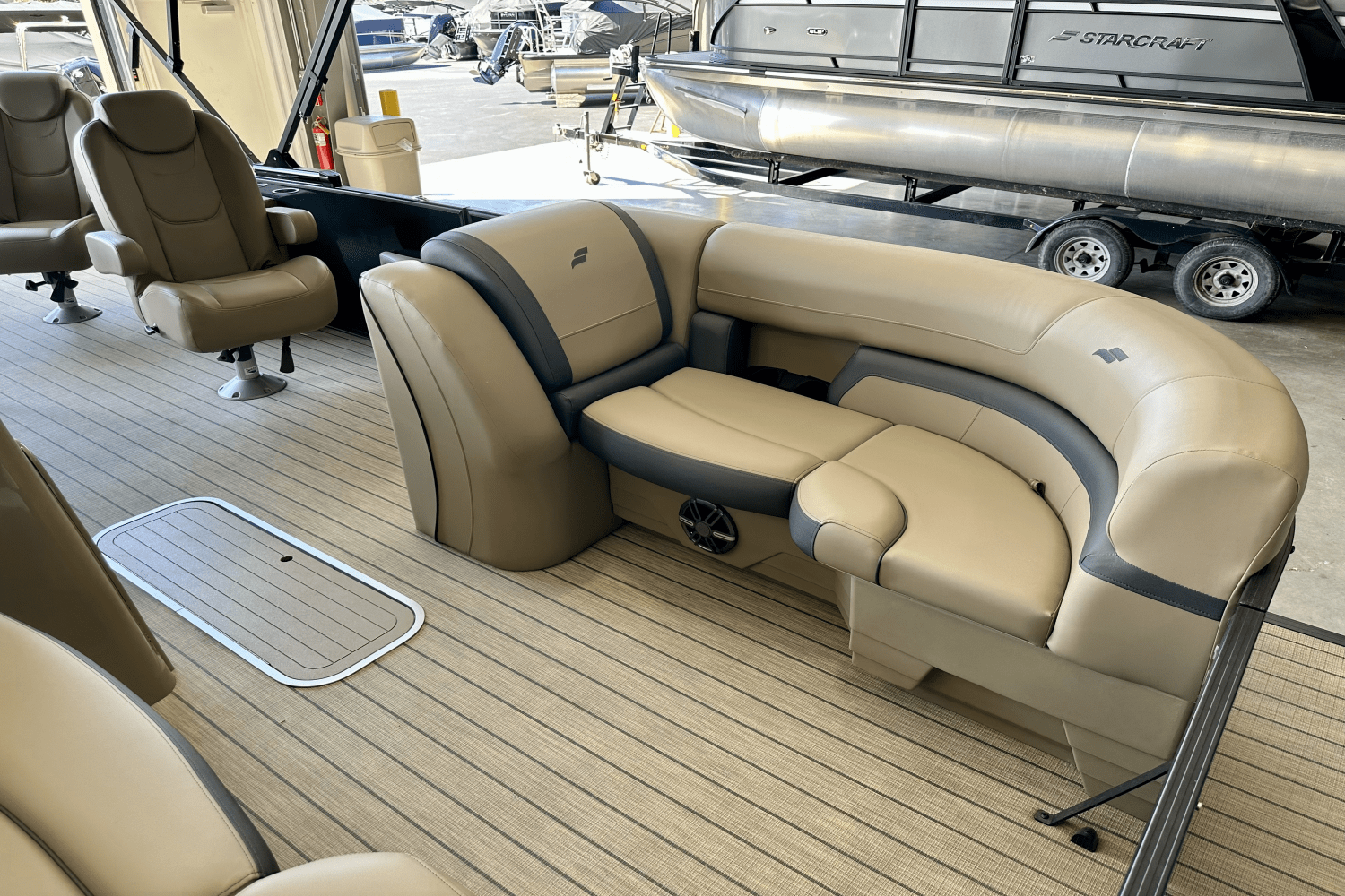 Slide: The Image of Starcraft EXS3HB4TT 2024 - 8