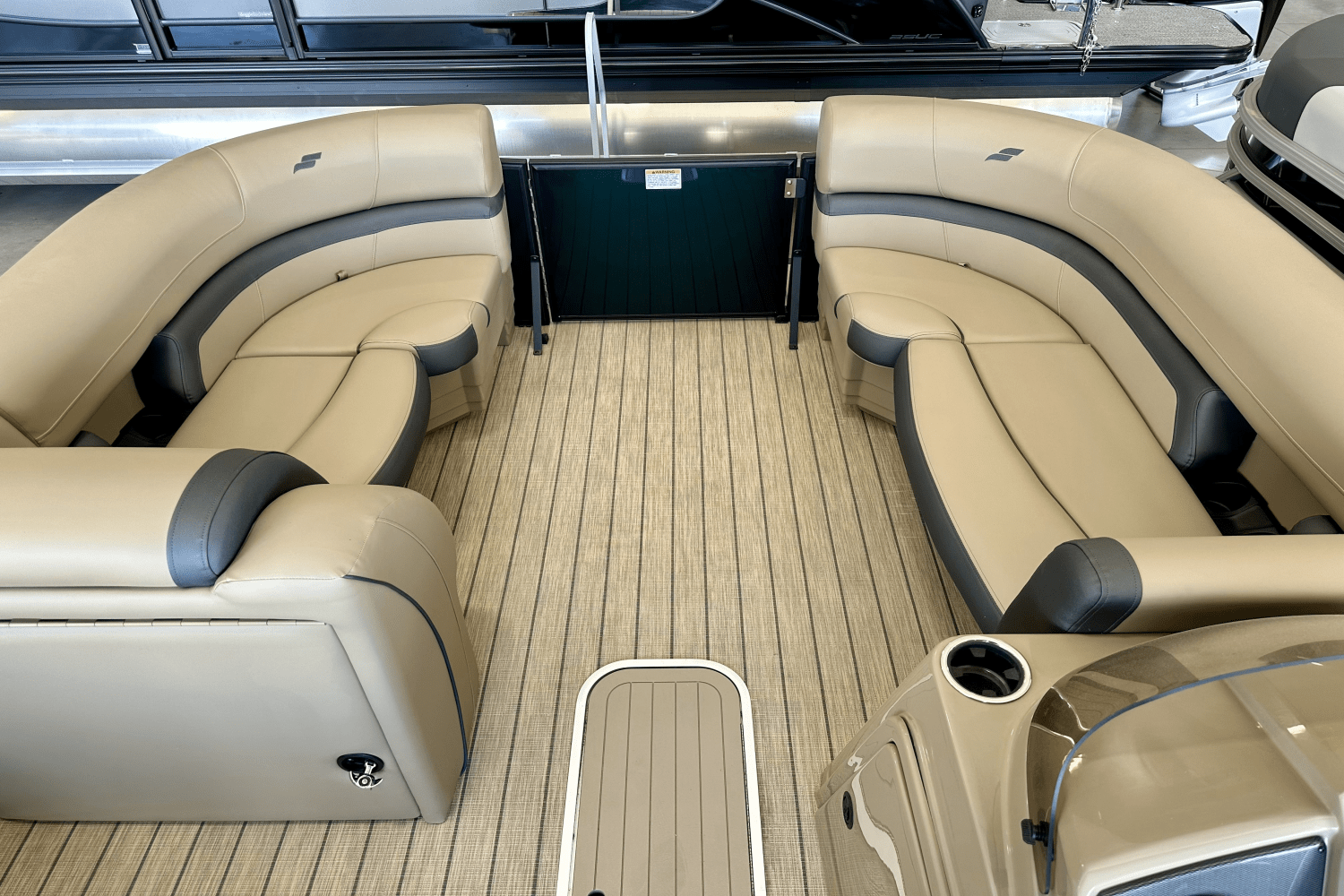 Slide: The Image of Starcraft EXS3HB4TT 2024 - 9