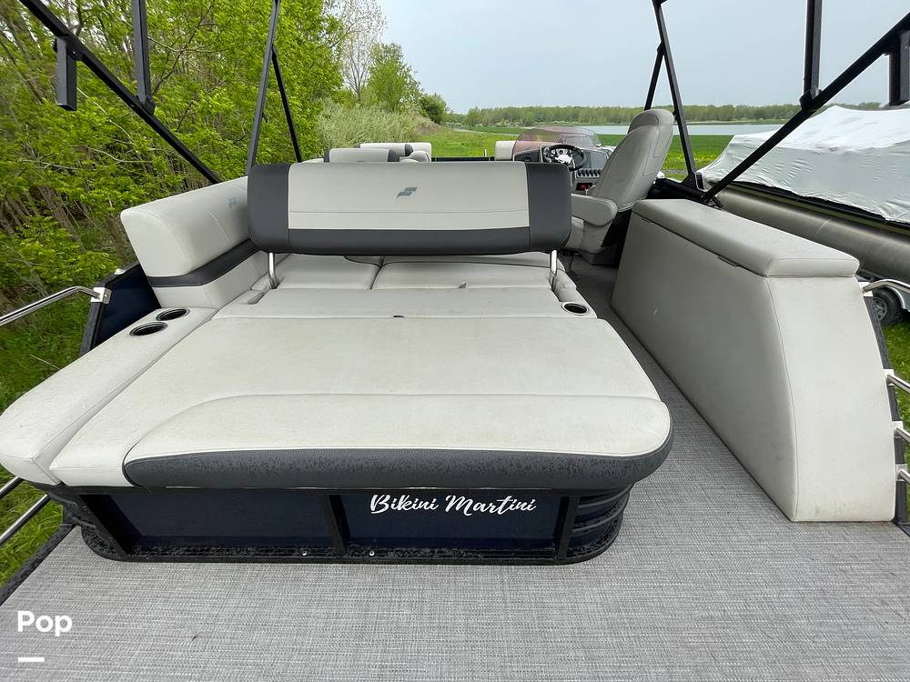 Slide: The Image of Rear Facing Sun Lounge - 15479217