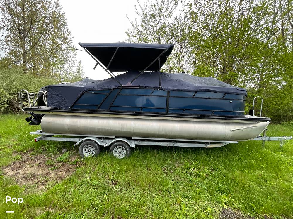 Slide: The Image of Starcraft EXS 3 Q 2022 - 15479376