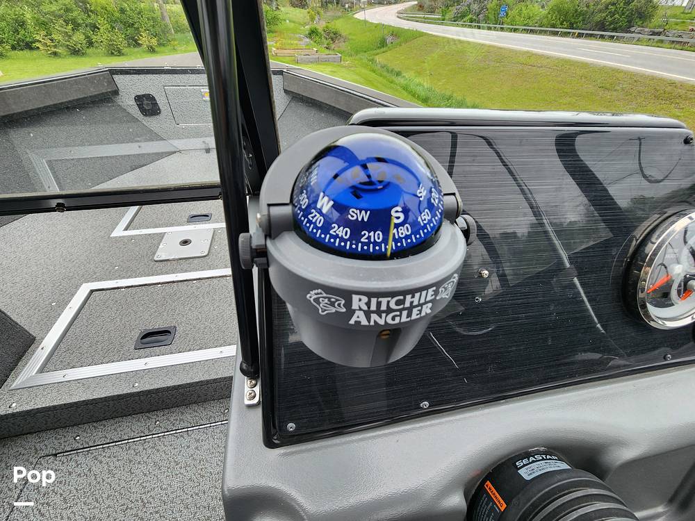 Slide: The Image of Starcraft Fishmaster 196 2019 - 15474827