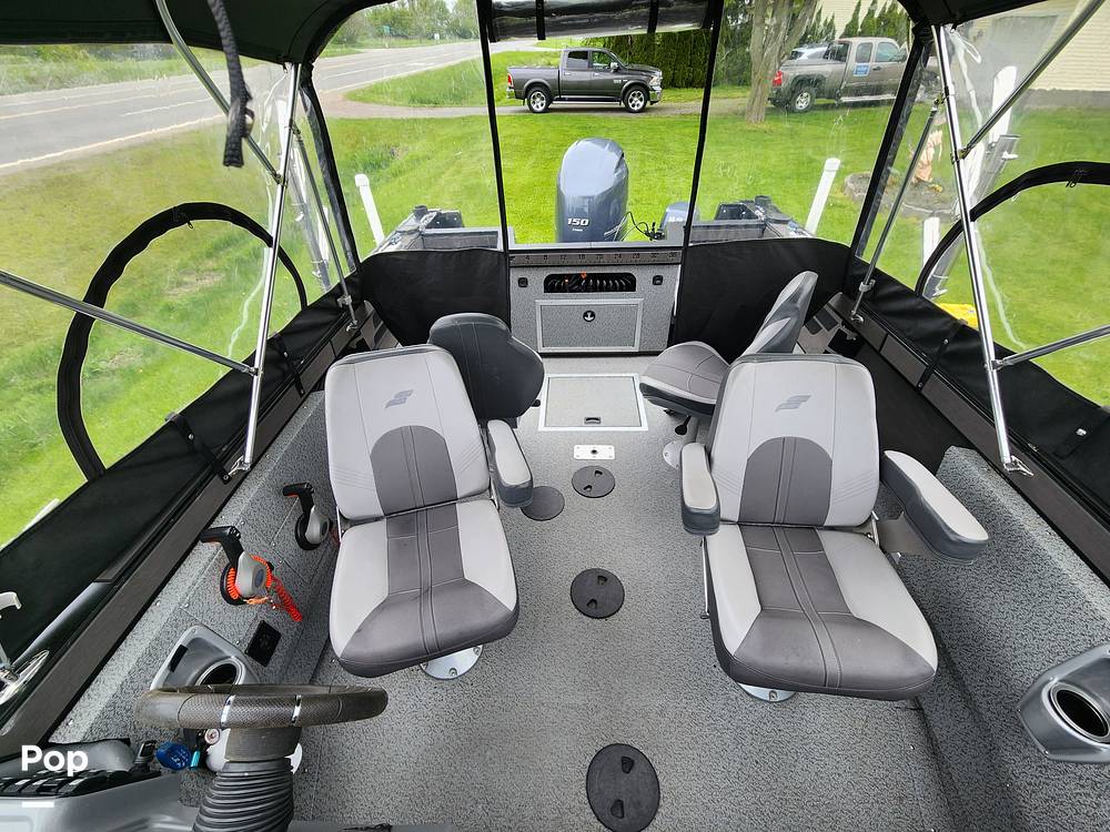 Slide: The Image of Starcraft Fishmaster 196 2019 - 15474846