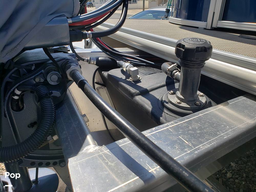 Slide: The Image of Starcraft LX16R 2023 - 15377486