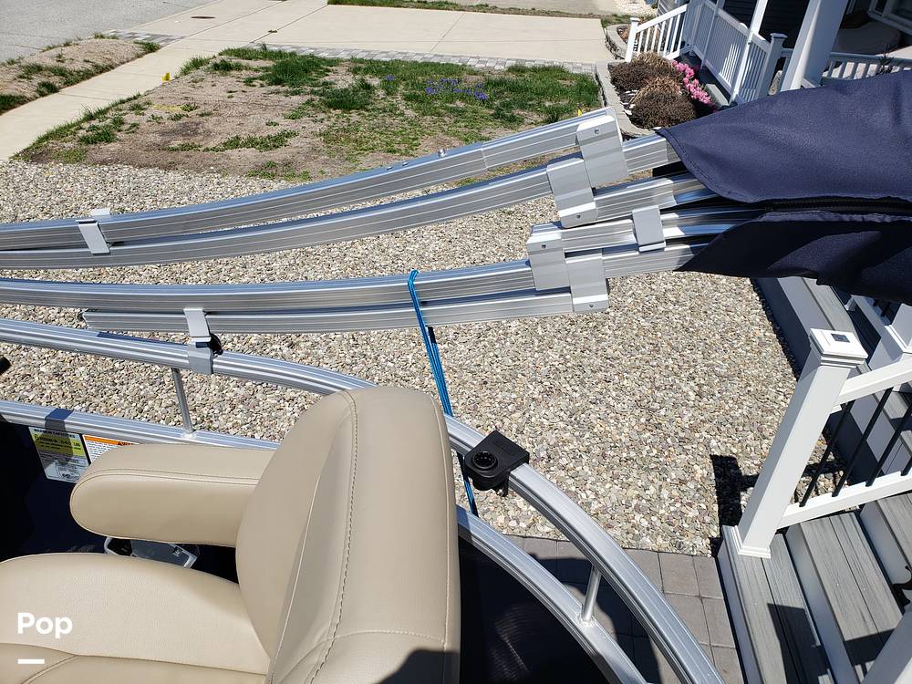 Slide: The Image of Starcraft LX16R 2023 - 15377497