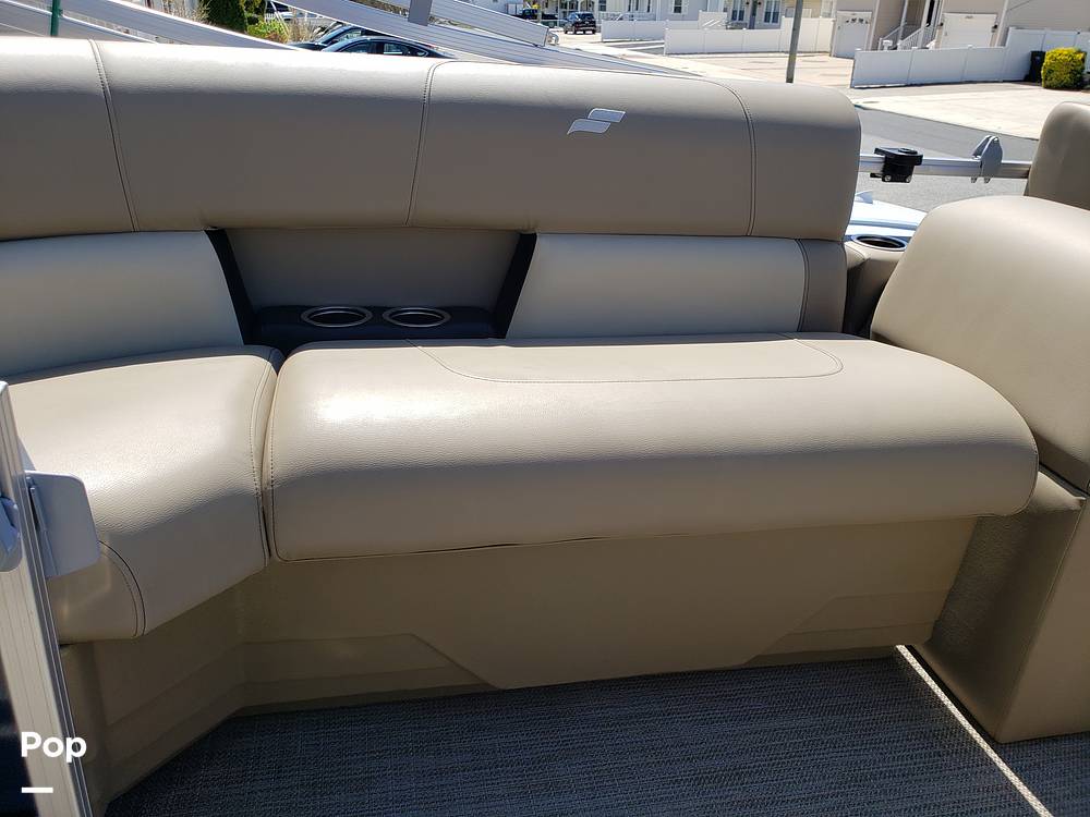 Slide: The Image of Starcraft LX16R 2023 - 15377548