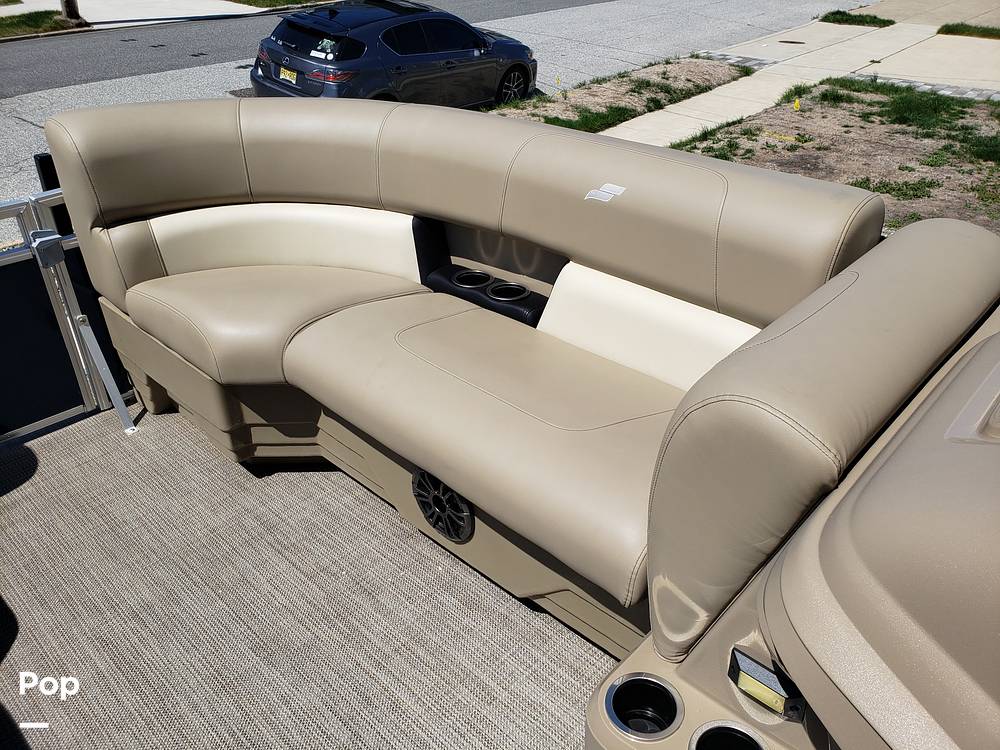 Slide: The Image of Starcraft LX16R 2023 - 15377550