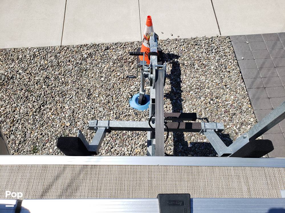 Slide: The Image of Starcraft LX16R 2023 - 15377552