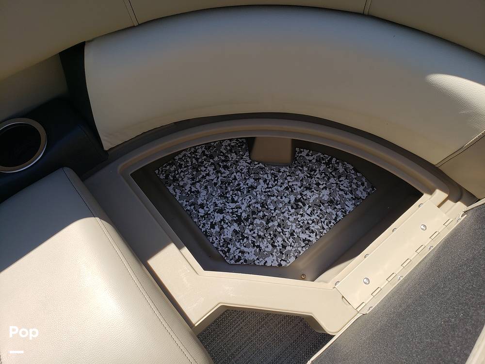 Slide: The Image of Starcraft LX16R 2023 - 15377560