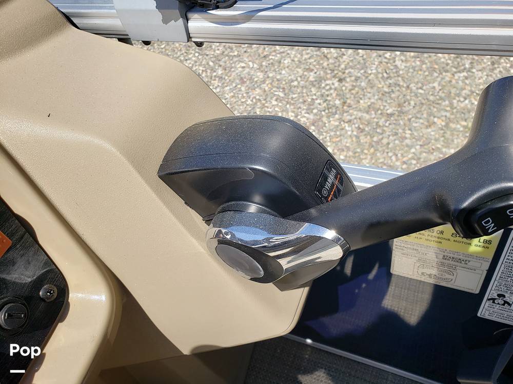 Slide: The Image of Starcraft LX16R 2023 - 15377572