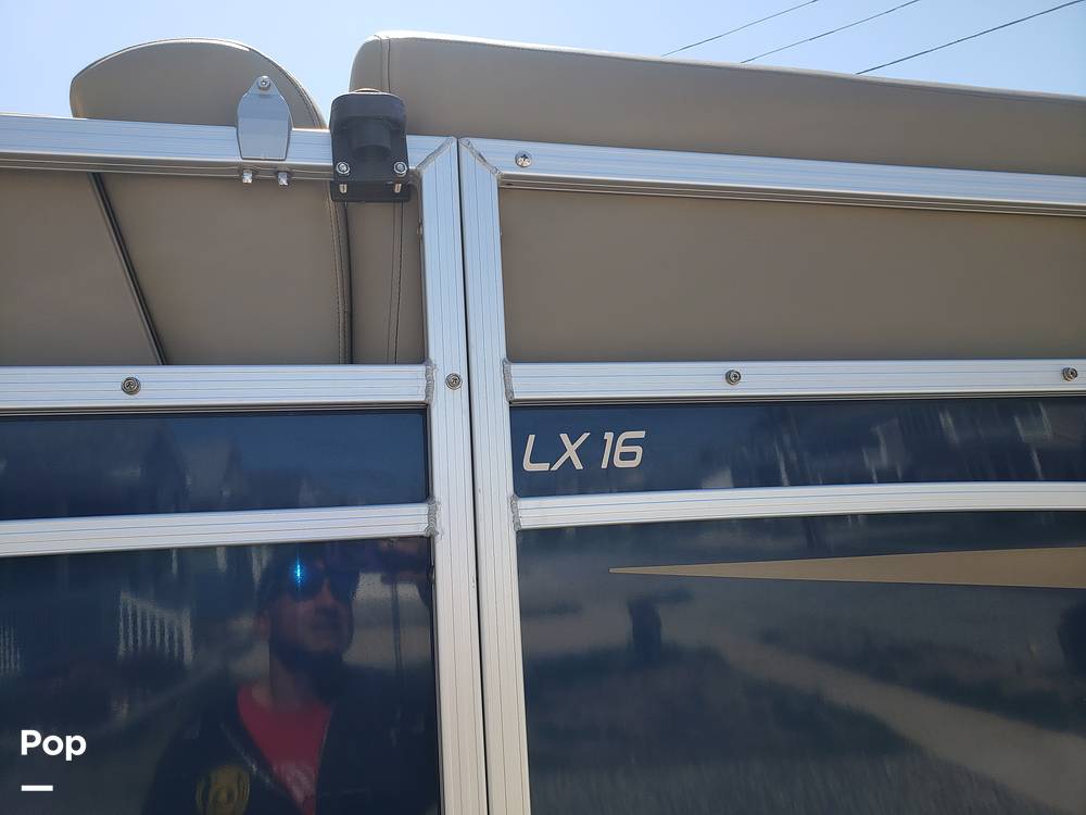 Slide: The Image of Starcraft LX16R 2023 - 15377580