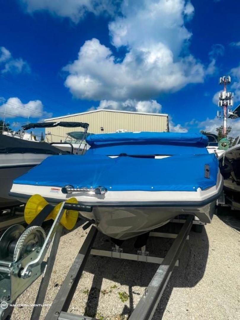 Slide: The Image of Starcraft SVX 210 OB 2023 - 3575068