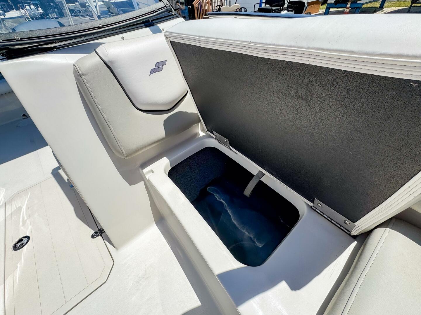 Slide: The Image of Starcraft SVX 210 OB 2023 - 5287204