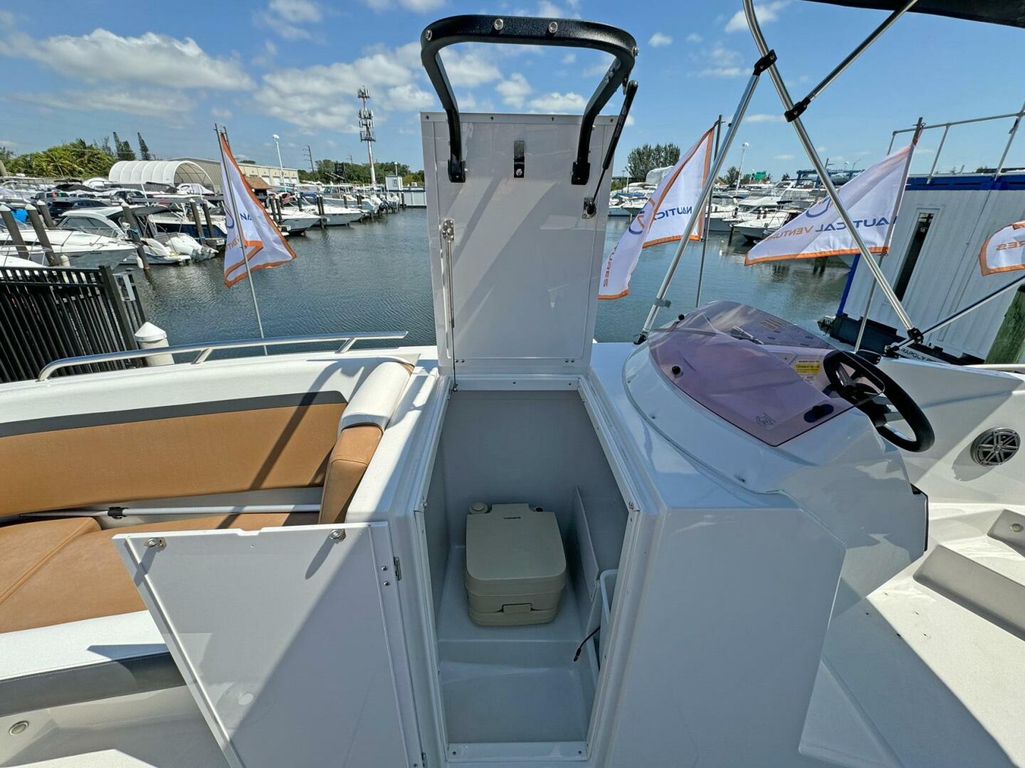 Slide: The Image of Starcraft SVX 231 OB DH 2024 - 5383057