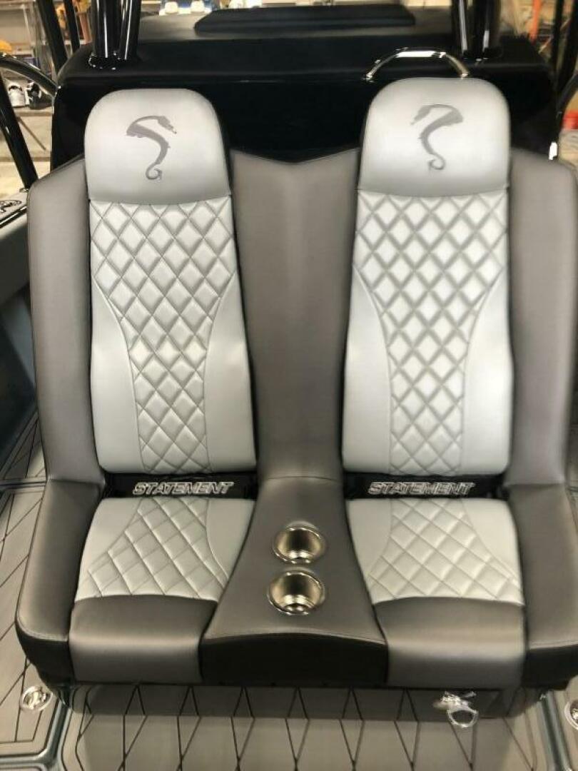 Slide: The Image of Statement 350 Open Center Console 2020 - 5297029