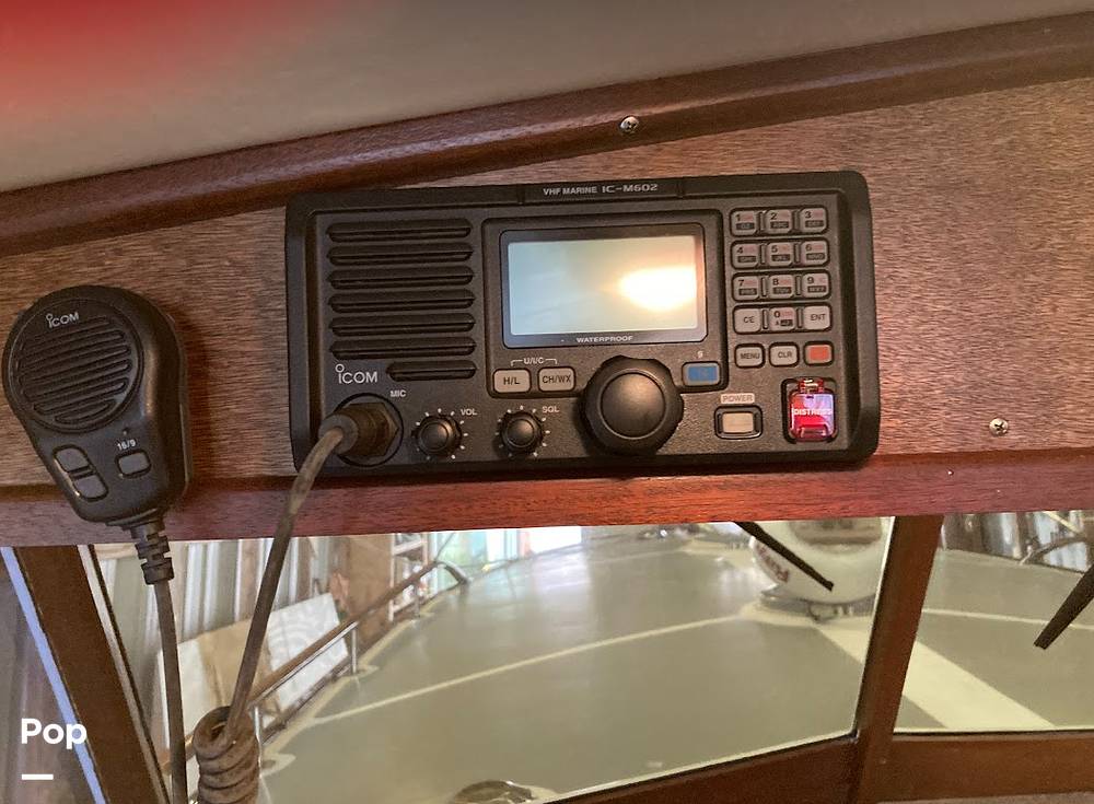 Slide: The Image of VHF Radio - 14787246