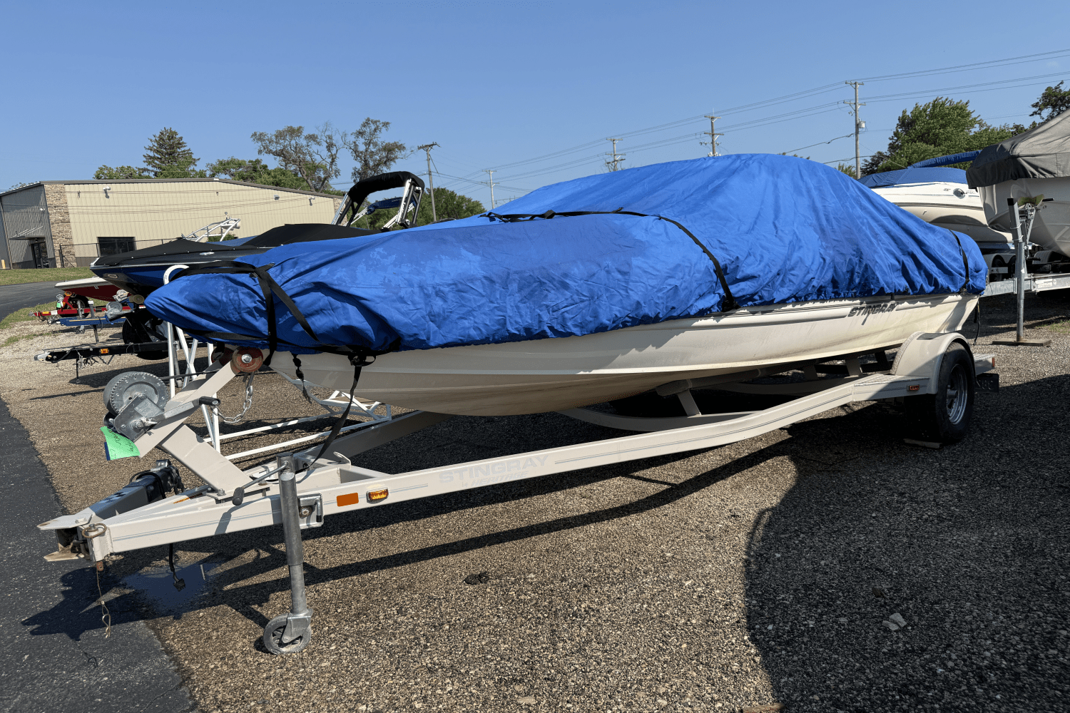 Slide: The Image of Stingray 185 LX 2010 - 1