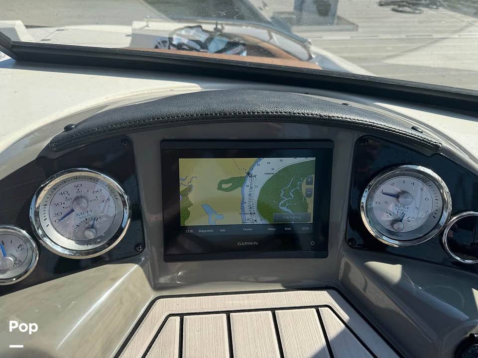 Slide: The Image of GPS / Fishfinder - 15336880