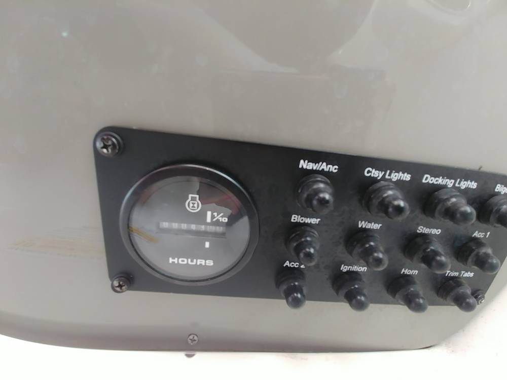 Slide: The Image of Hour Meter Circuit Breakers - 15370890