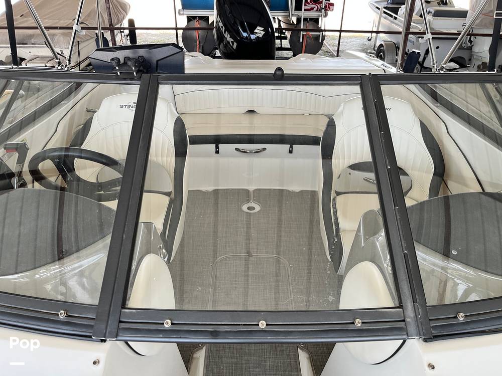 Slide: The Image of Stingray 204LR 2021 - 15464142