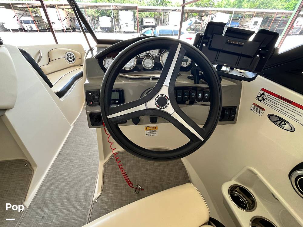 Slide: The Image of Stingray 204LR 2021 - 15464166