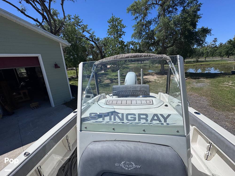 Slide: The Image of Stingray 206CC 2021 - 15359697