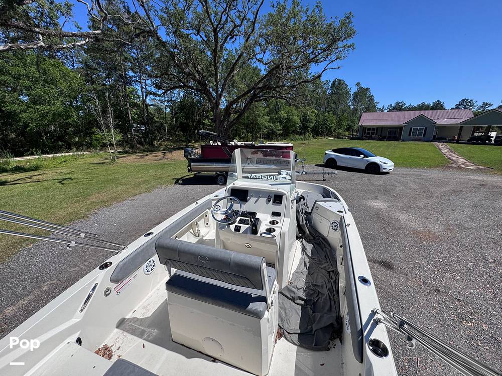 Slide: The Image of Stingray 206CC 2021 - 15359710