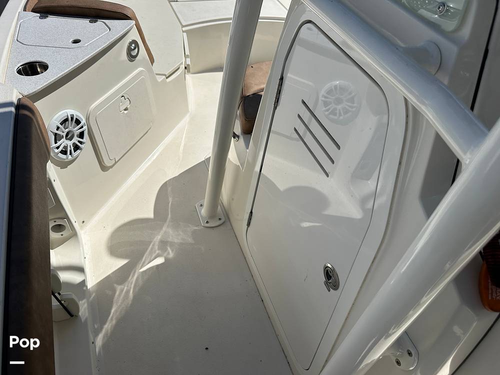 Slide: The Image of Stingray 206 CC 2021 - 77