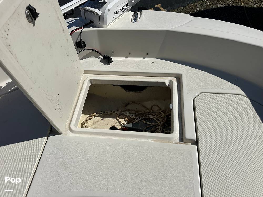 Slide: The Image of Stingray 206 CC 2021 - 95