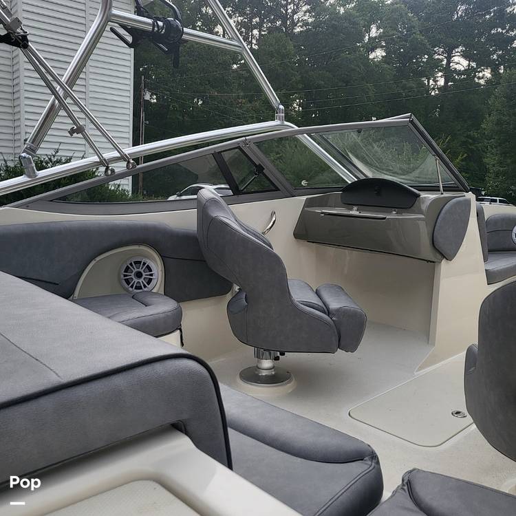 Slide: The Image of Stingray 208 LR 2020 - 15568667