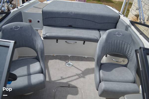 Slide: The Image of Stern Passenger Seating/sun Pad - 15674536