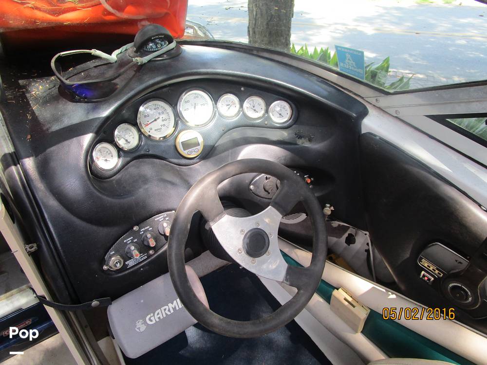 Slide: The Image of Stingray 220SX 1999 - 2900789