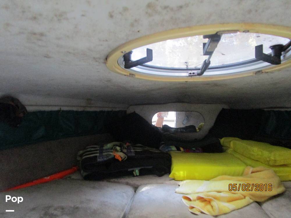 Slide: The Image of Stingray 220SX 1999 - 2900800