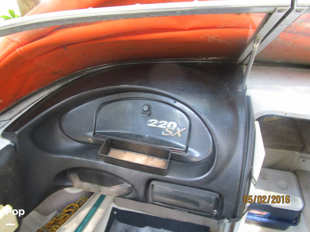 Slide: The Image of Stingray 220SX 1999 - 2900877