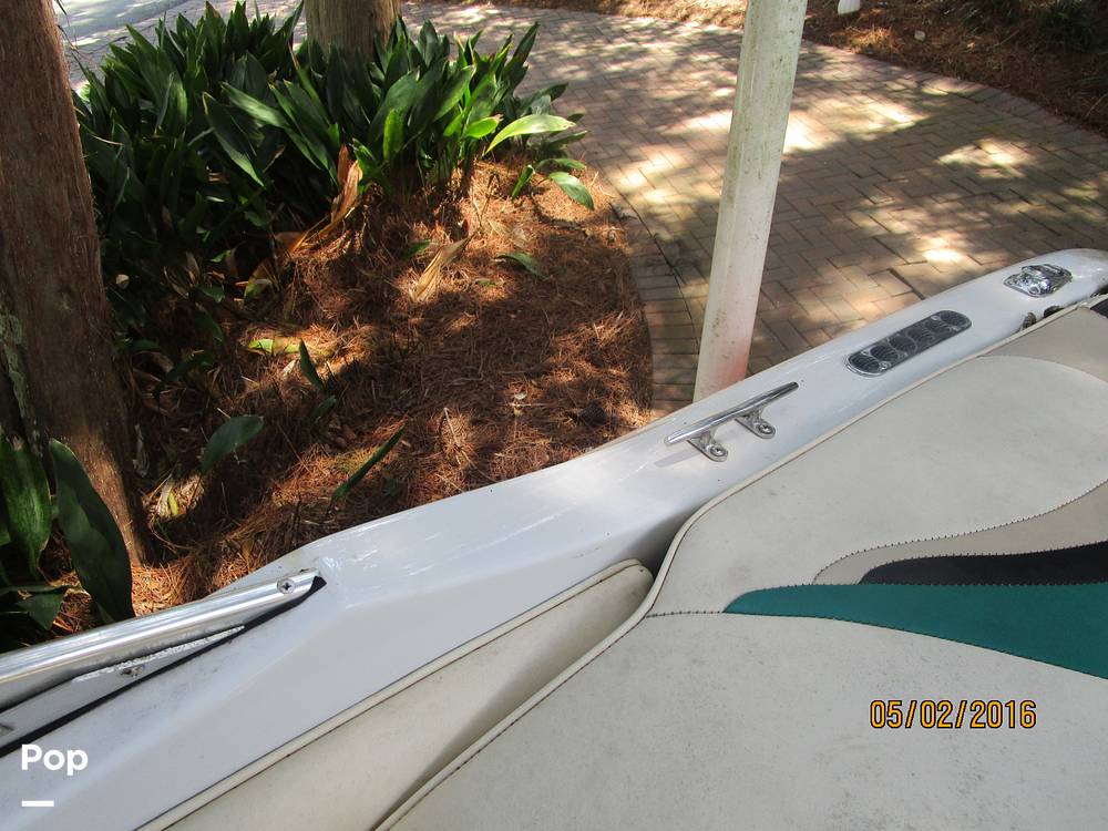 Slide: The Image of Stingray 220SX 1999 - 2900897