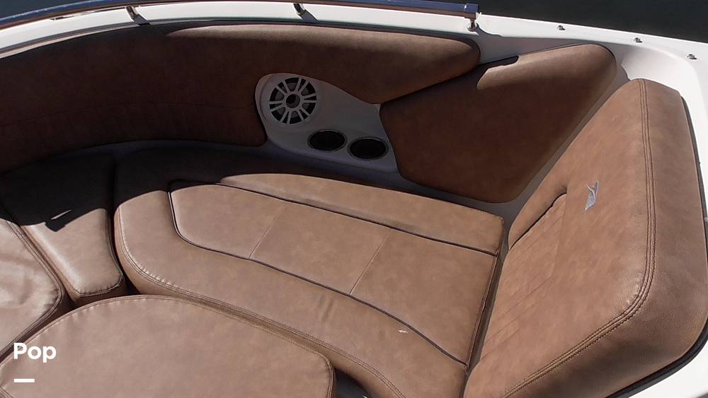 Slide: The Image of Stingray 231DC 2020 - 14802250