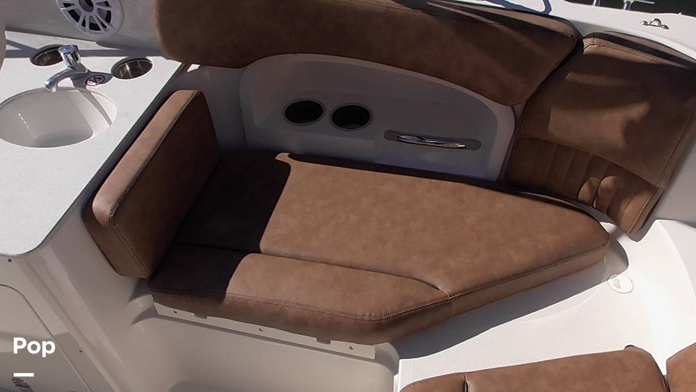 Slide: The Image of Stingray 231DC 2020 - 14802226
