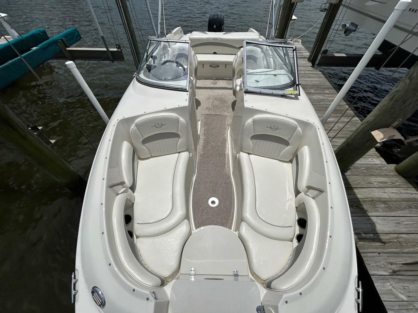 Slide: The Image of Stingray 234 LR 2013 - 5490268
