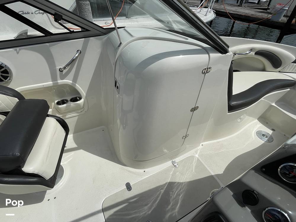 Slide: The Image of Enclosed Head - 15511956