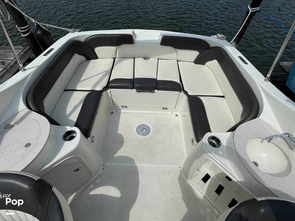 Slide: The Image of Cockpit Seating - 15511958