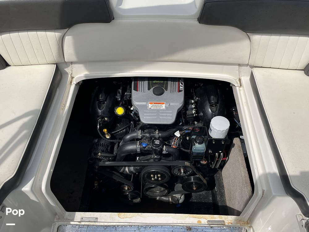 Slide: The Image of Batteries - Engine - 15511963