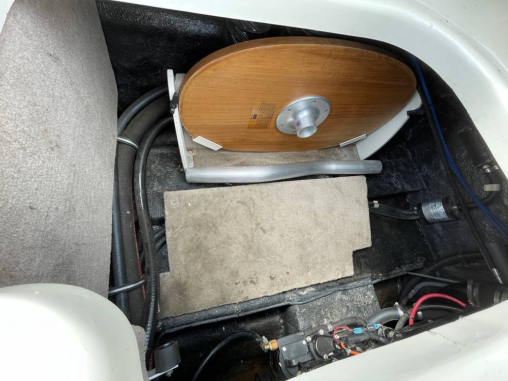 Slide: The Image of Cockpit Table - 15512147